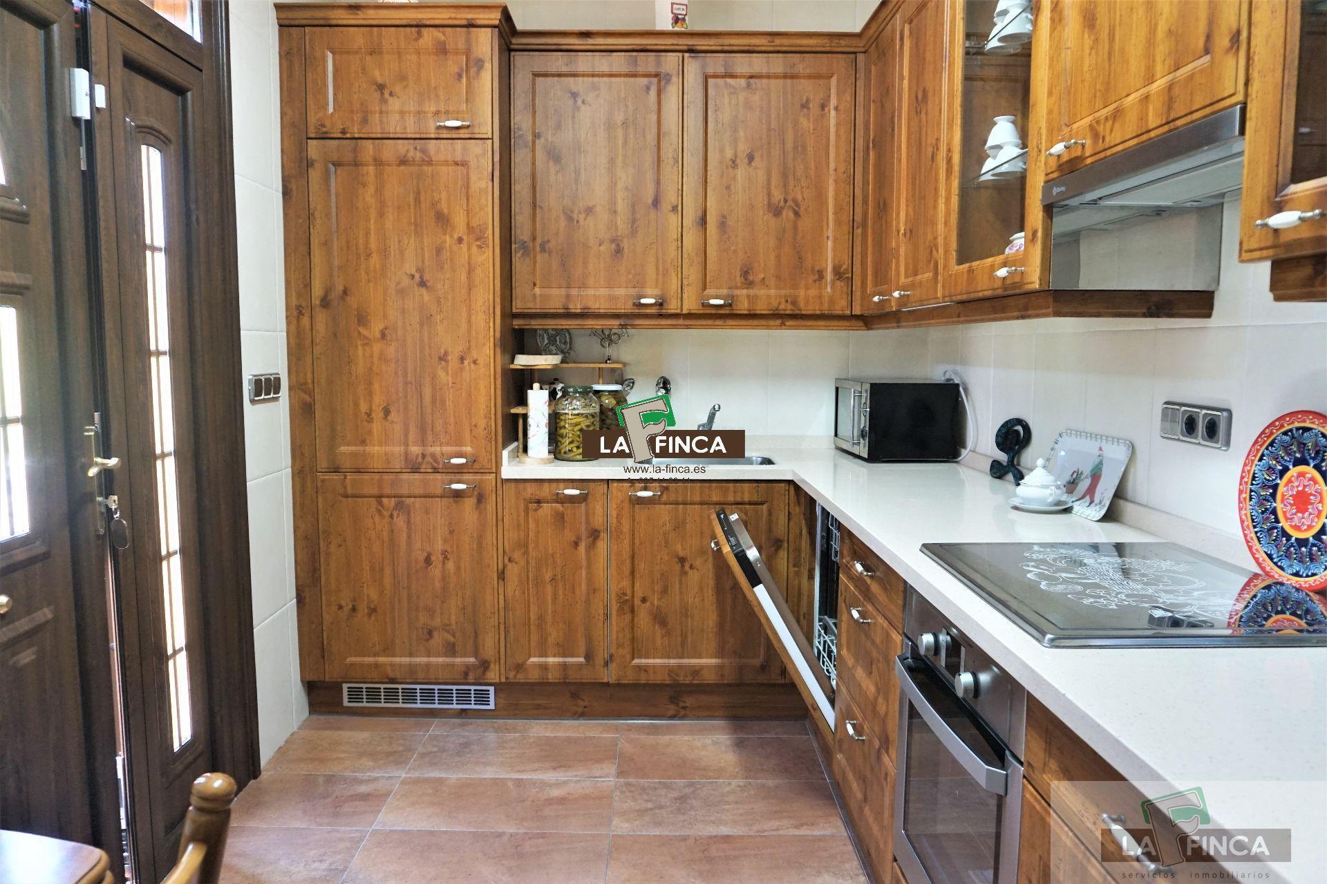 For sale of house in Oviedo