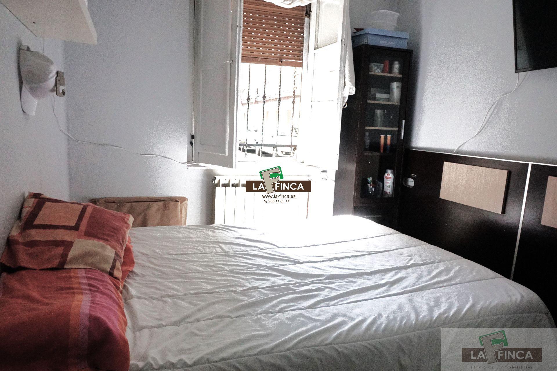 For sale of flat in Oviedo