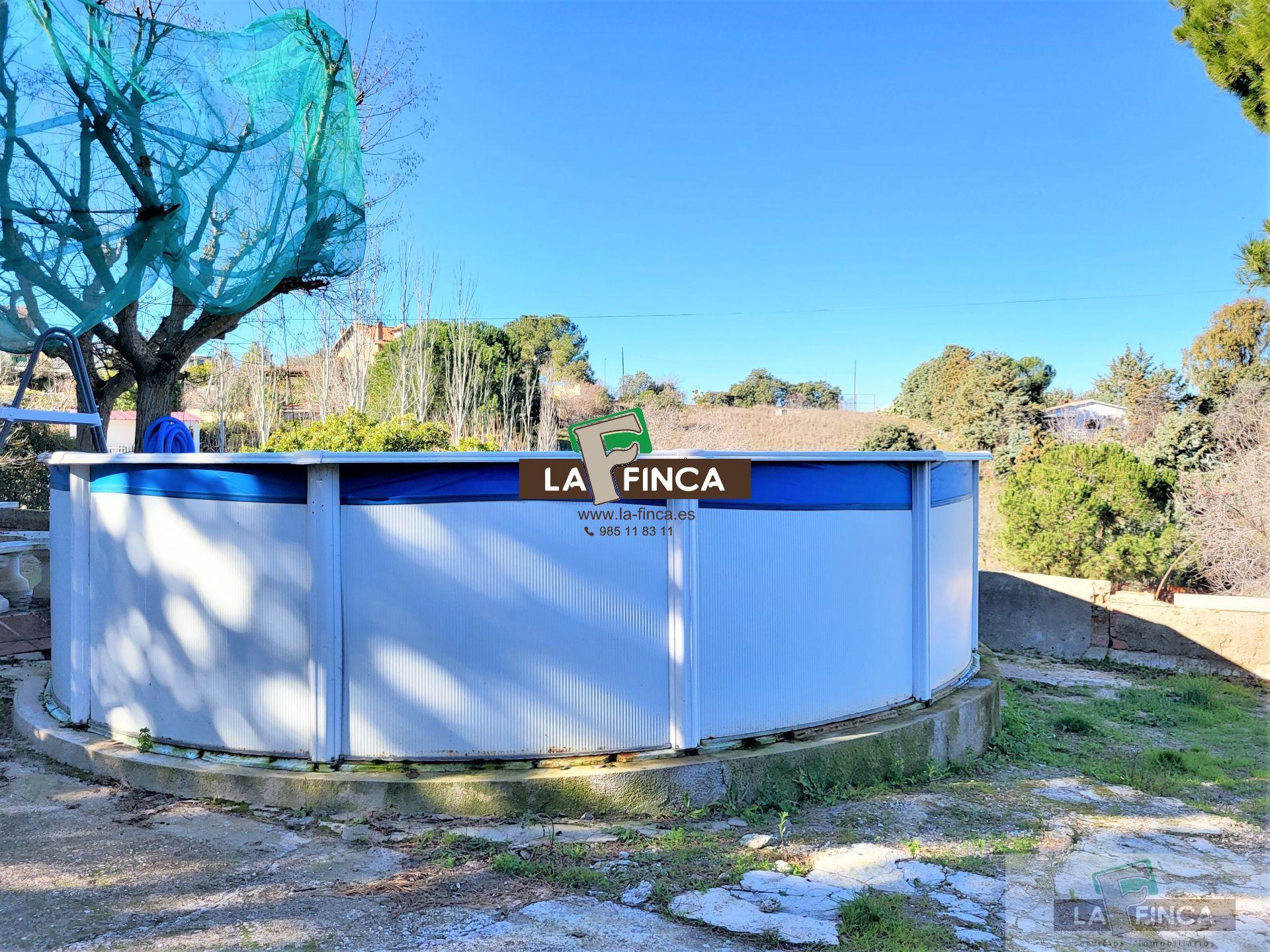 For sale of villa in Toledo