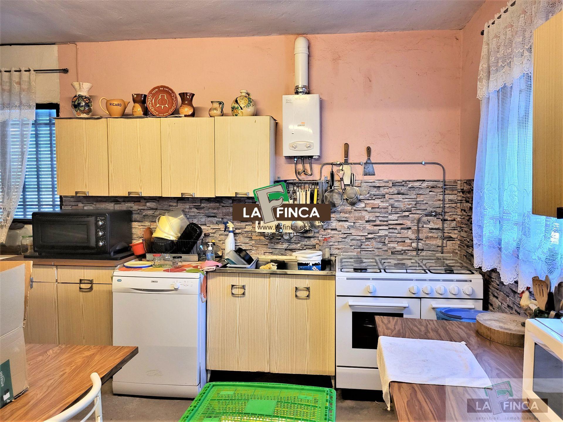 For sale of villa in Toledo