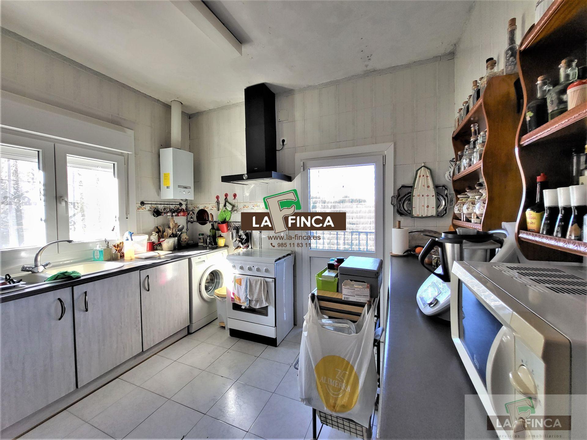 For sale of villa in Toledo