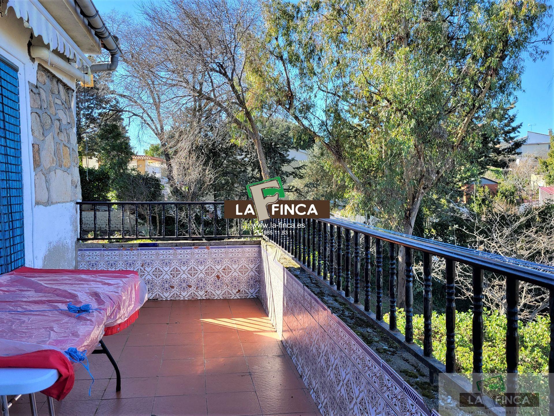 For sale of villa in Toledo