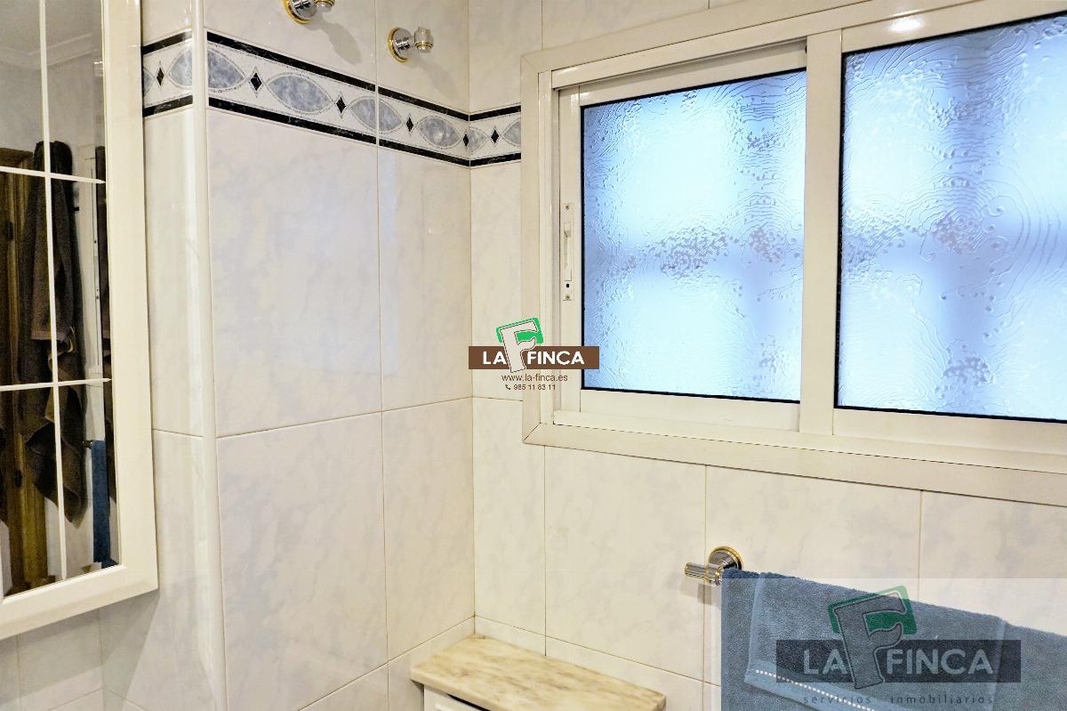 Venta de piso en Oviedo