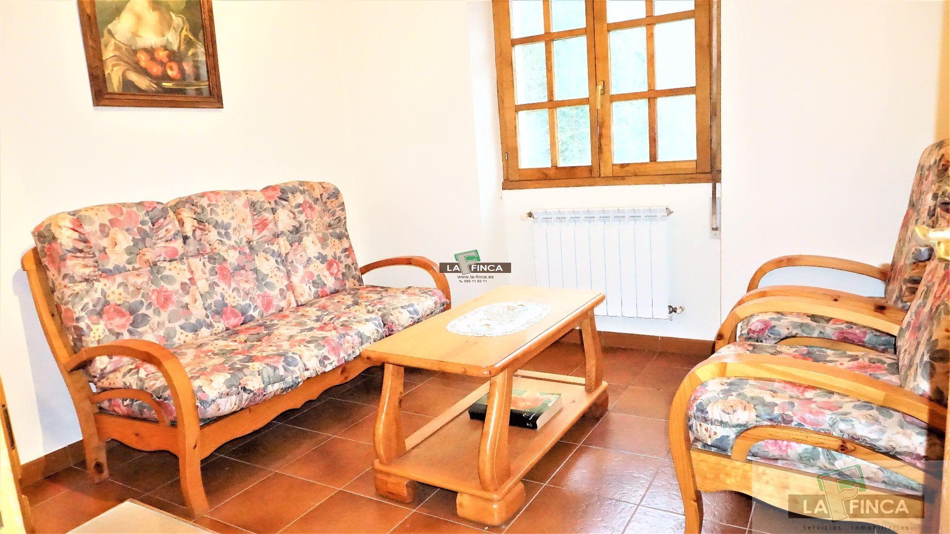 For sale of villa in Cangas del Narcea