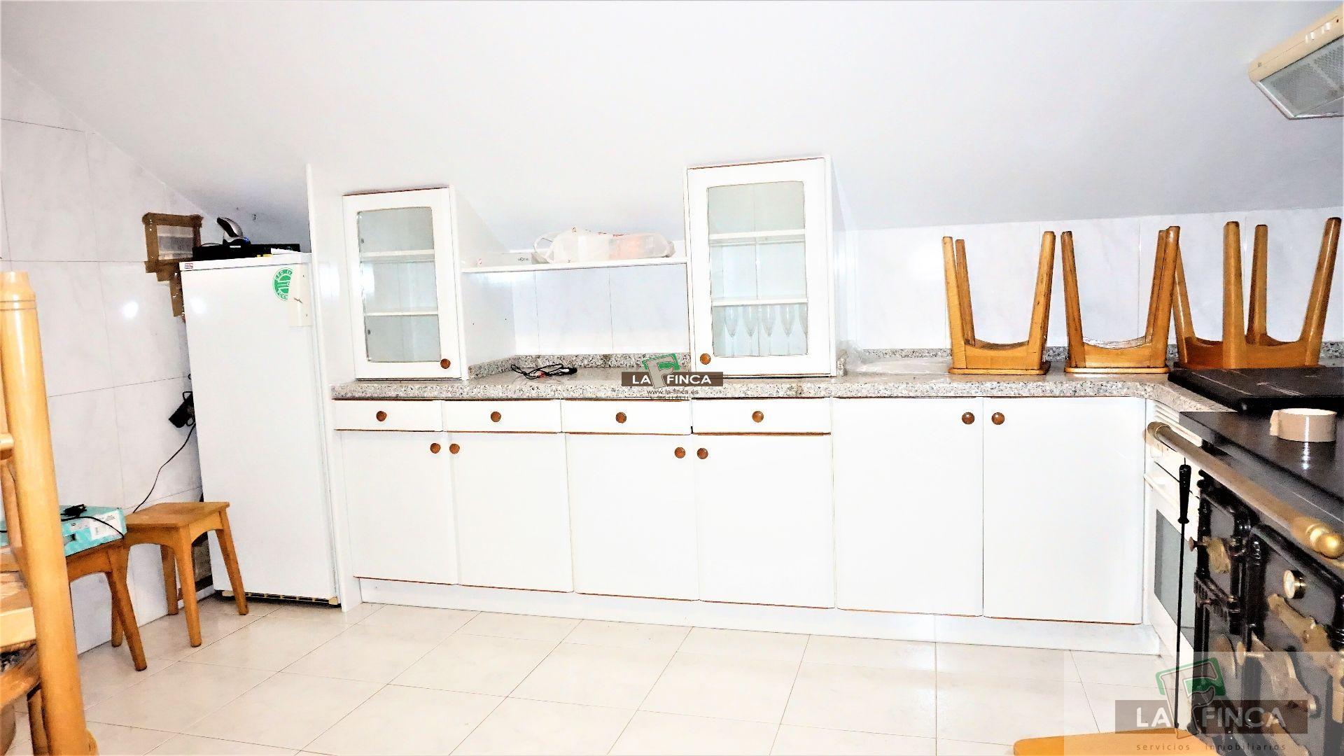 For sale of villa in Cangas del Narcea