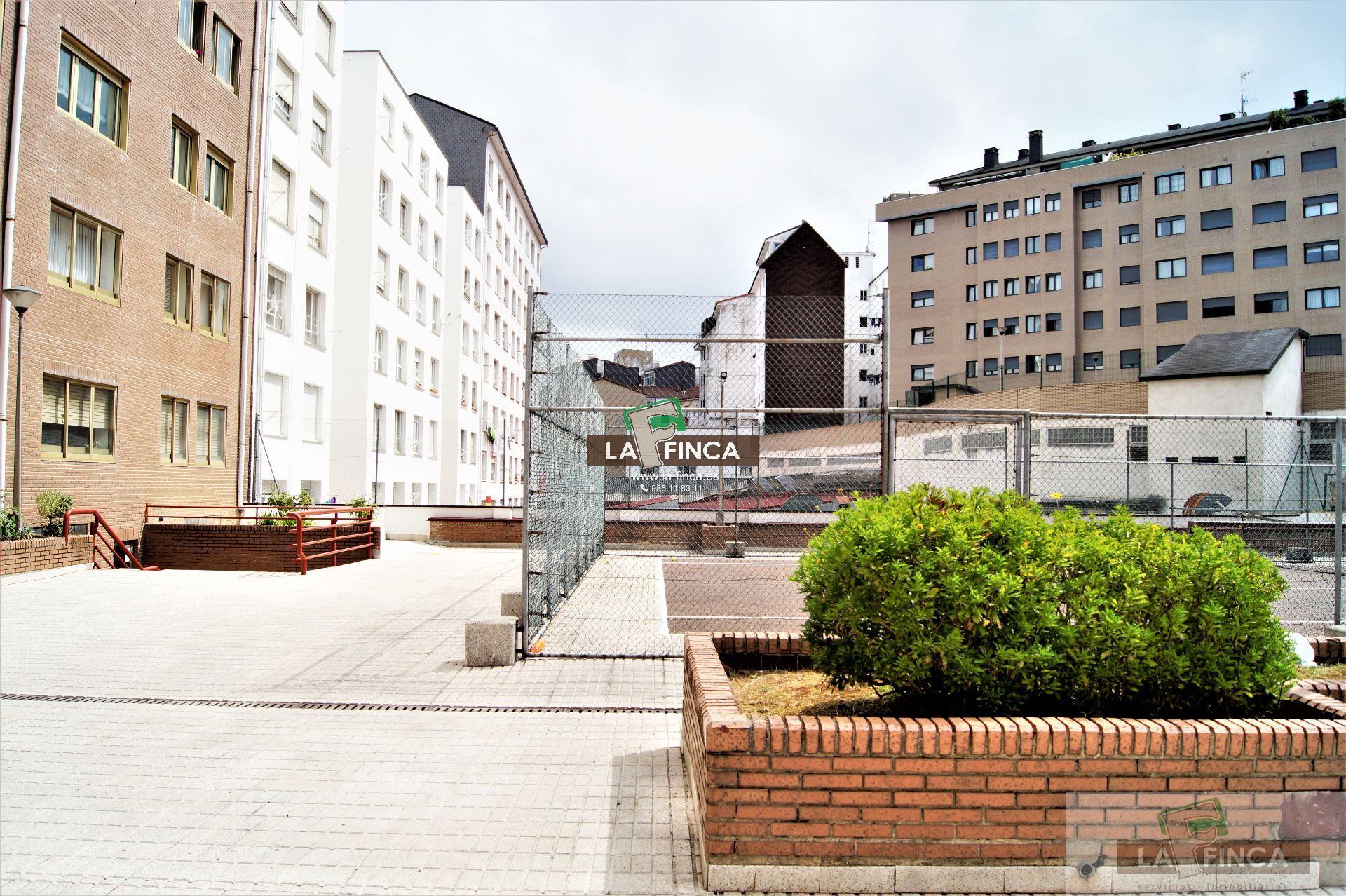 For sale of flat in Oviedo