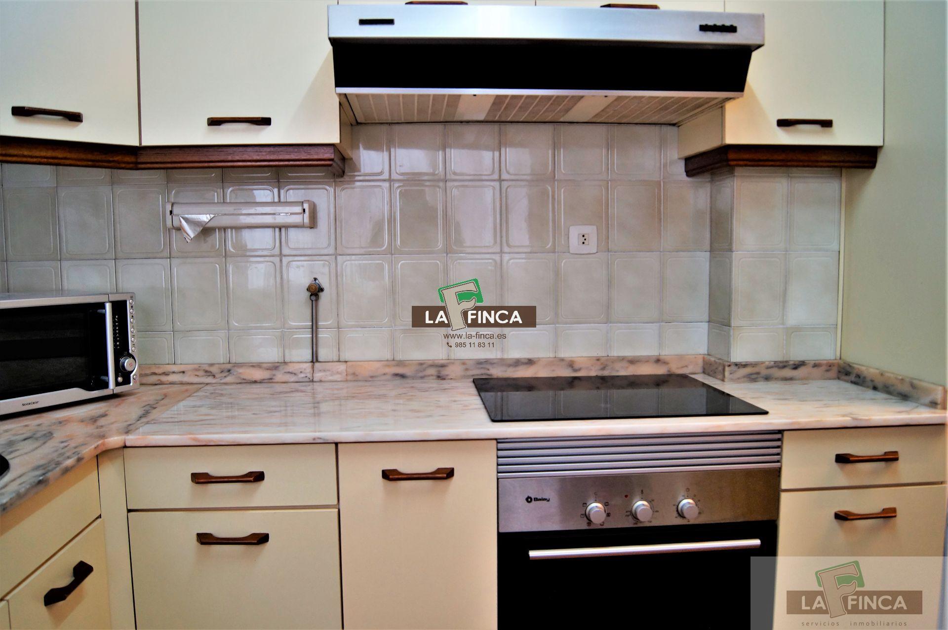 For sale of flat in Oviedo