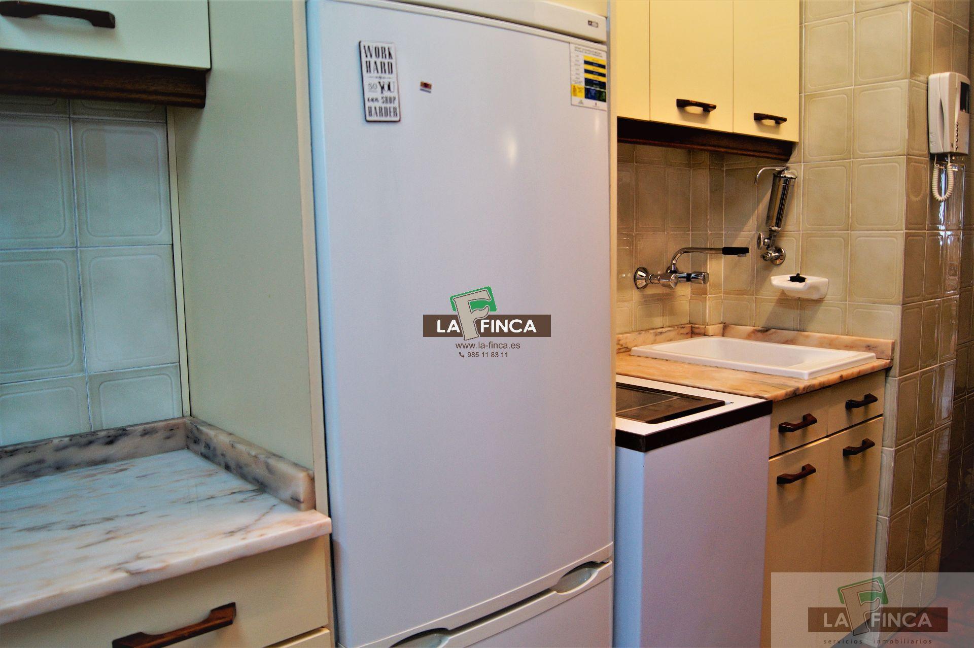 For sale of flat in Oviedo