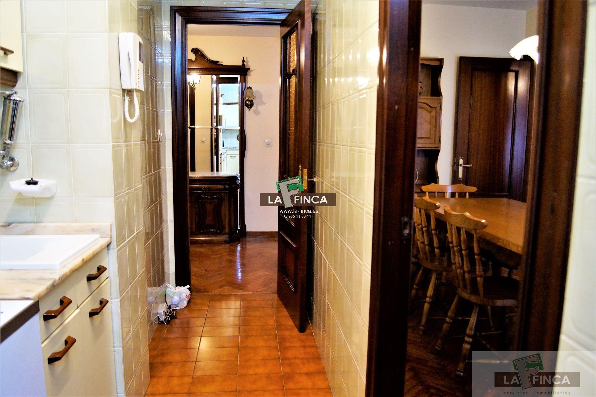 For sale of flat in Oviedo