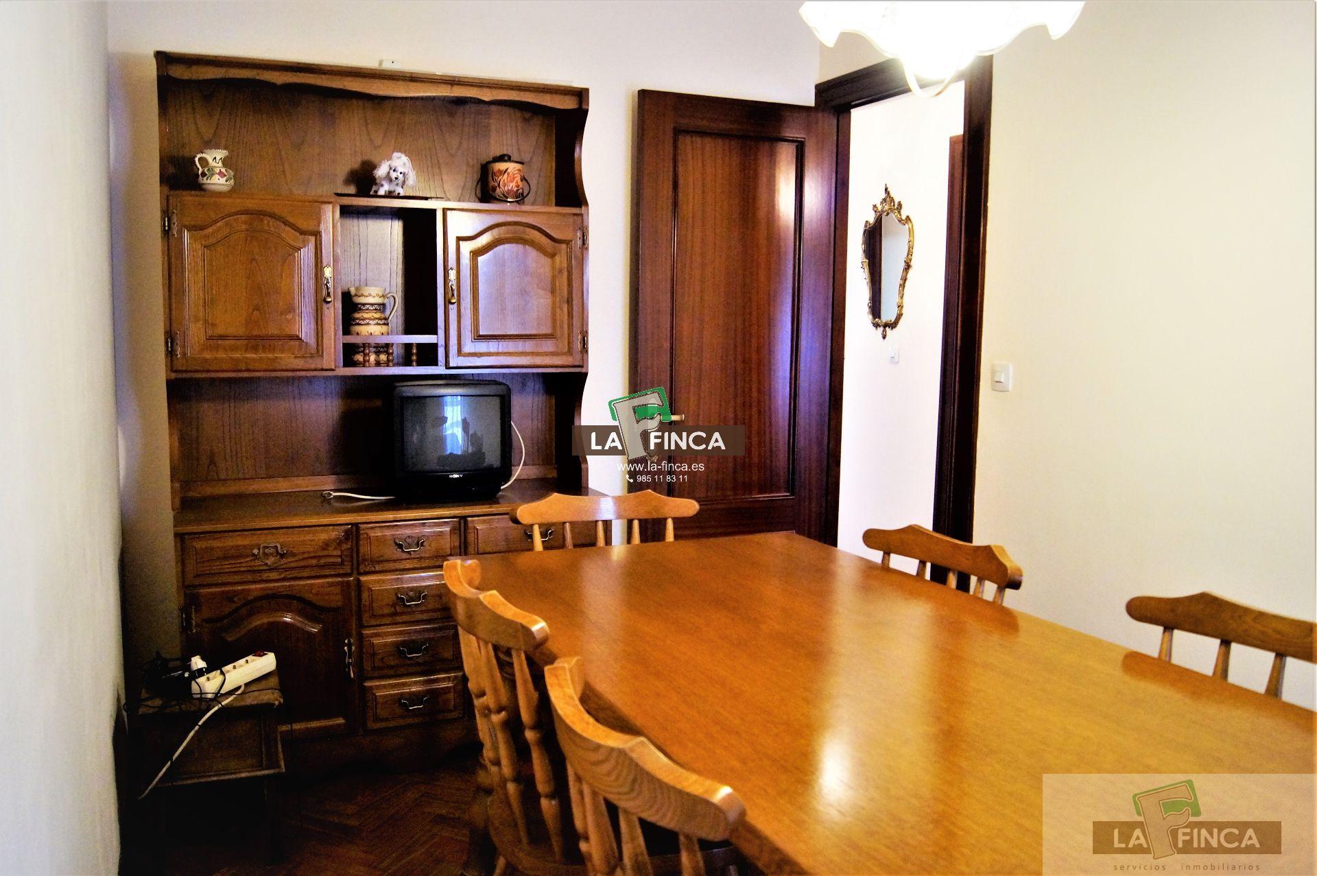 For sale of flat in Oviedo