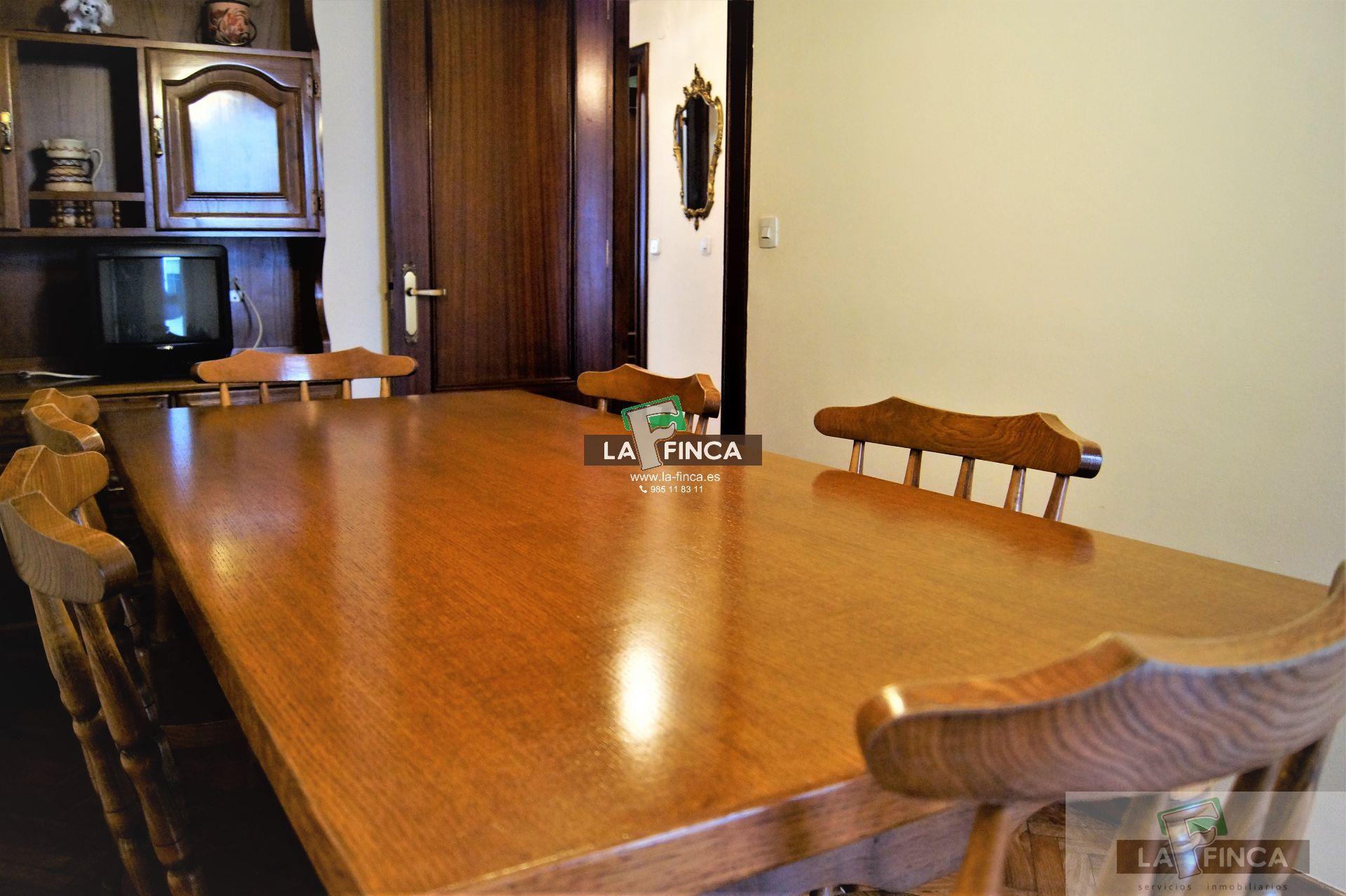 For sale of flat in Oviedo