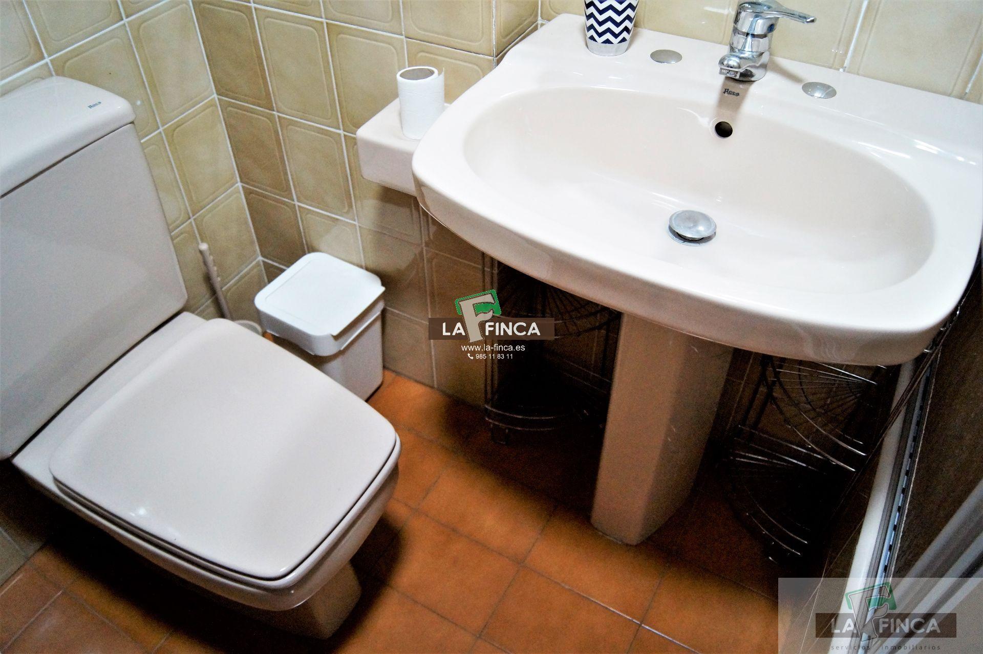 For sale of flat in Oviedo