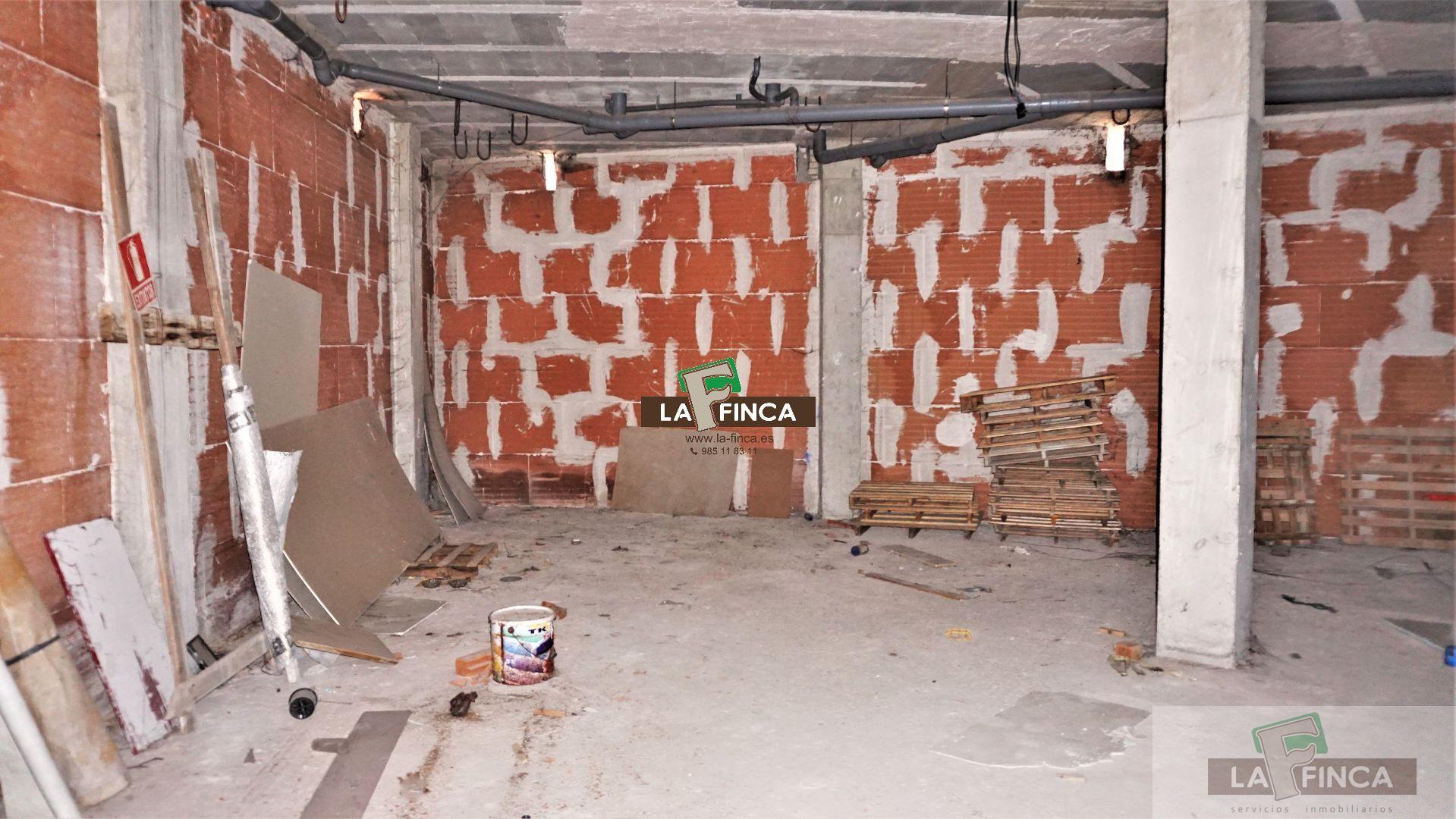 For sale of commercial in Langreo