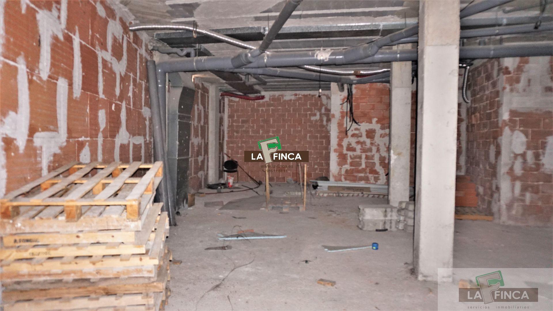 For sale of commercial in Langreo