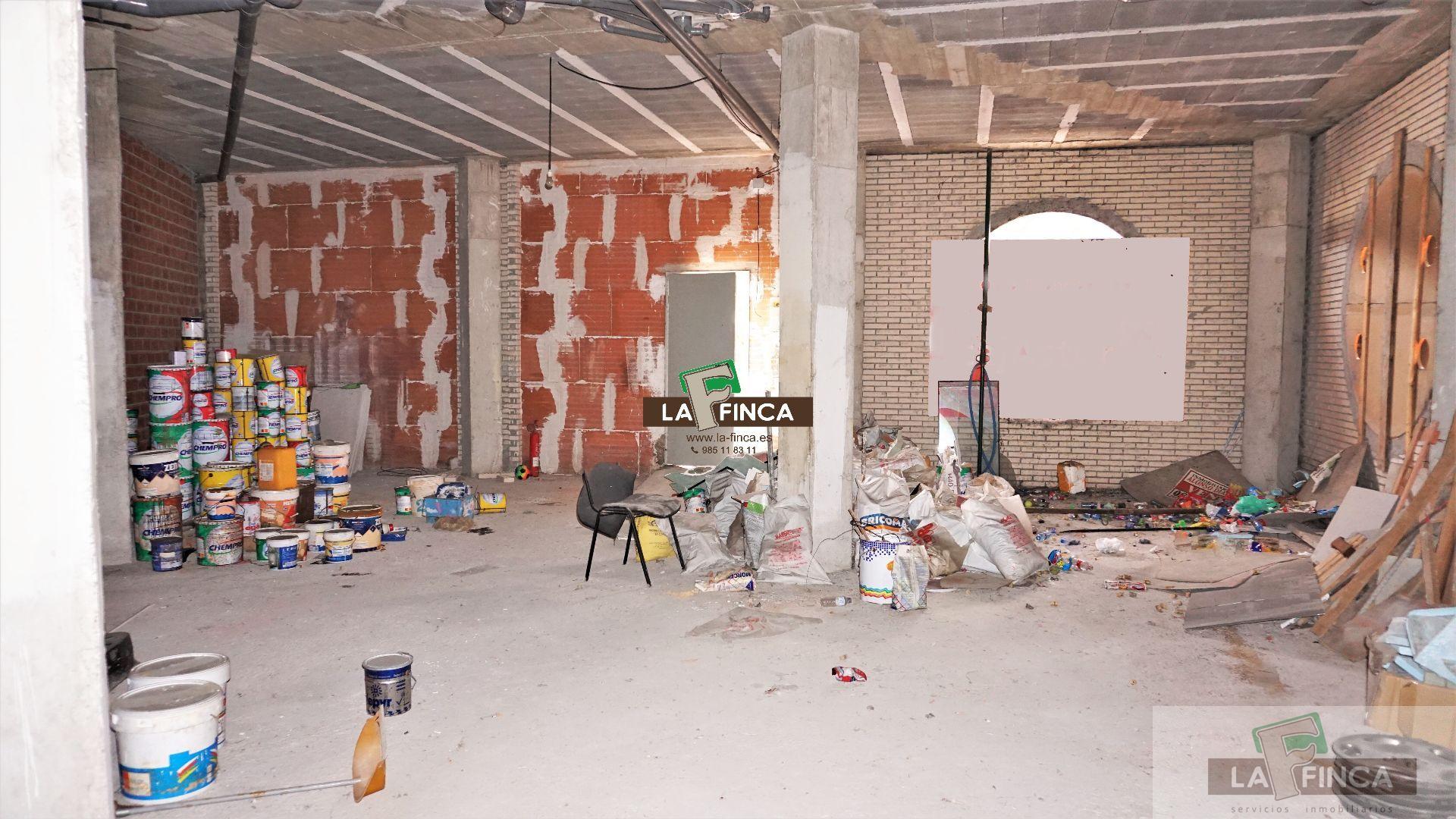 For sale of commercial in Langreo