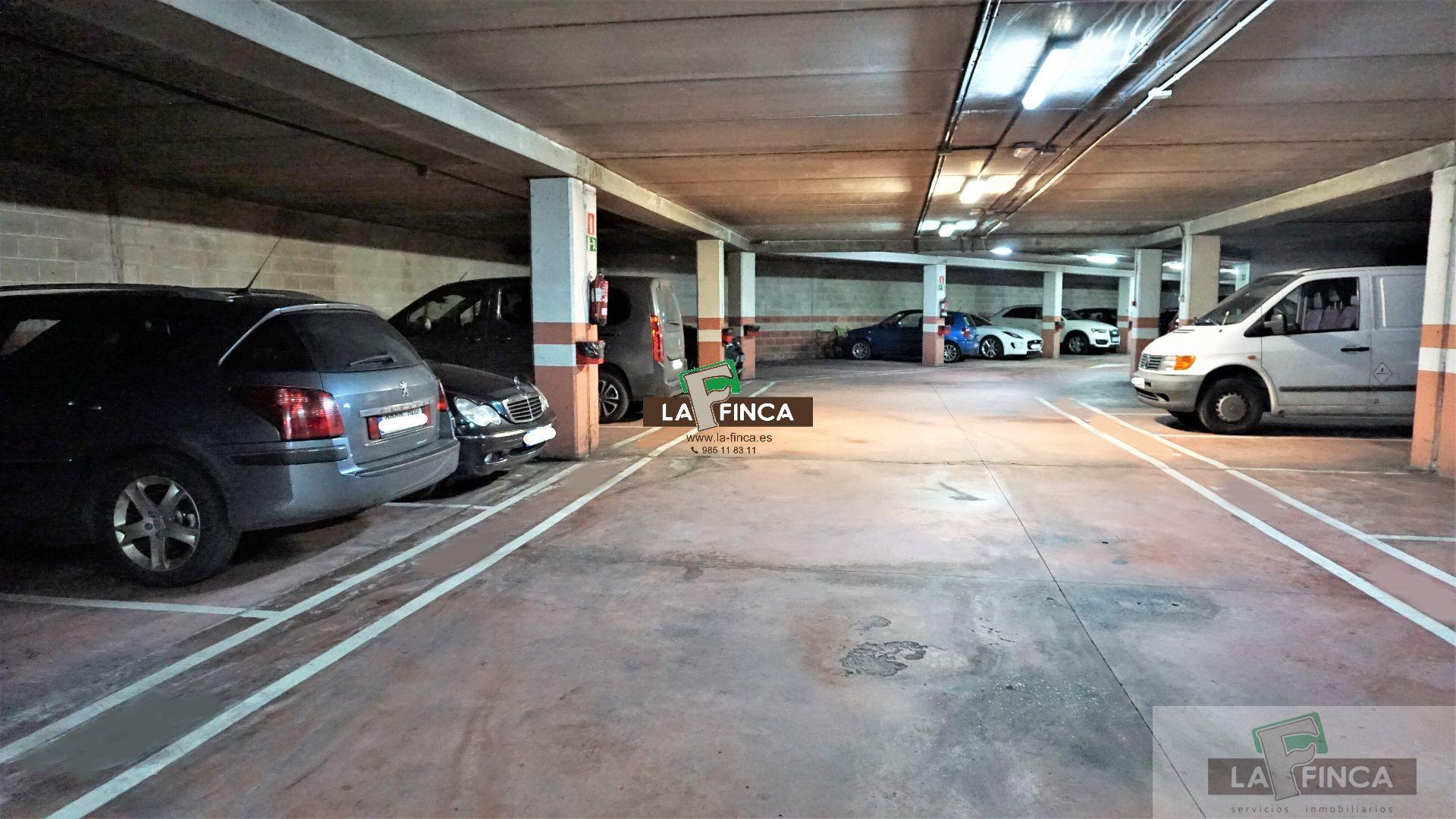 For sale of garage in Oviedo