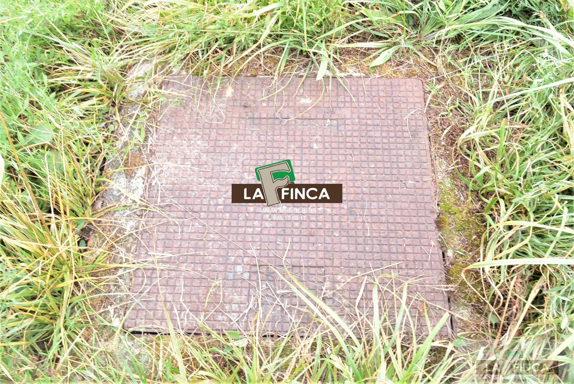 For sale of land in Siero