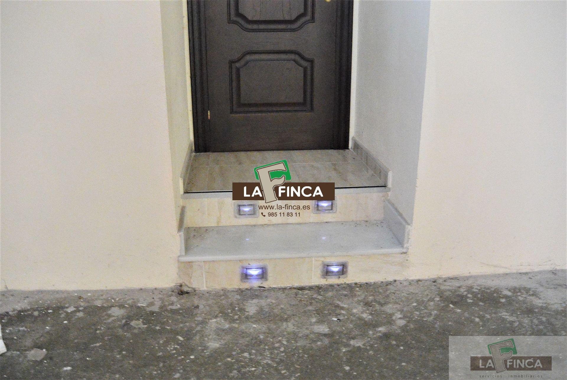 For rent of commercial in Oviedo