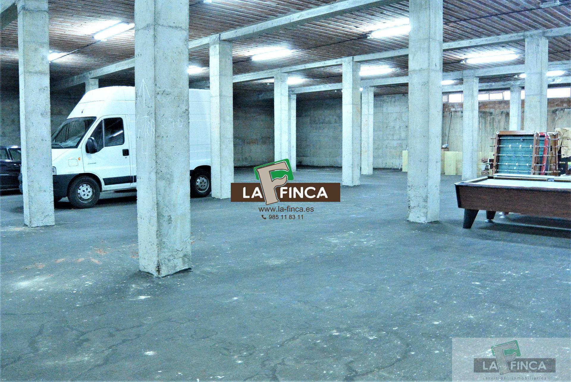 For rent of commercial in Oviedo