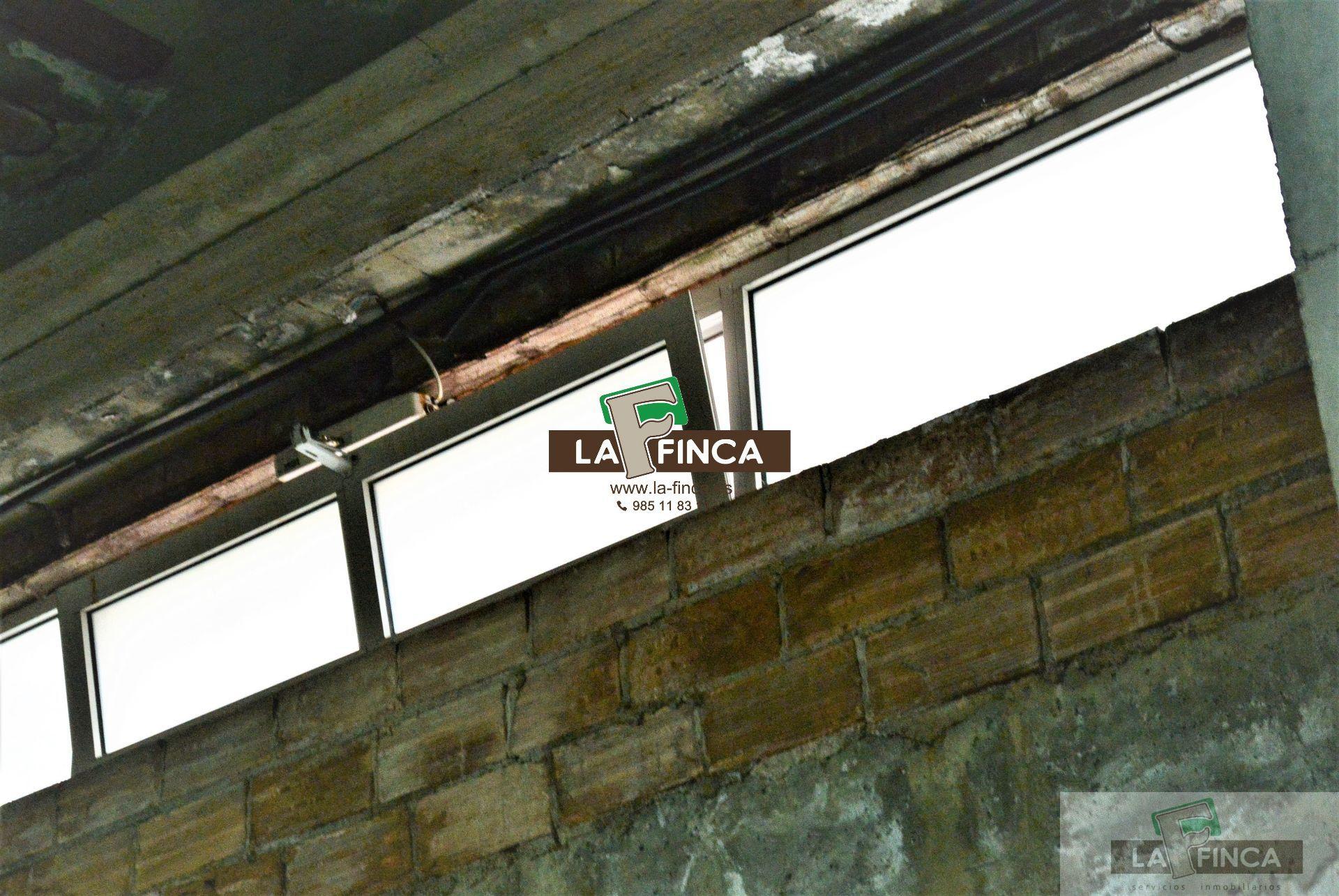 For rent of commercial in Oviedo