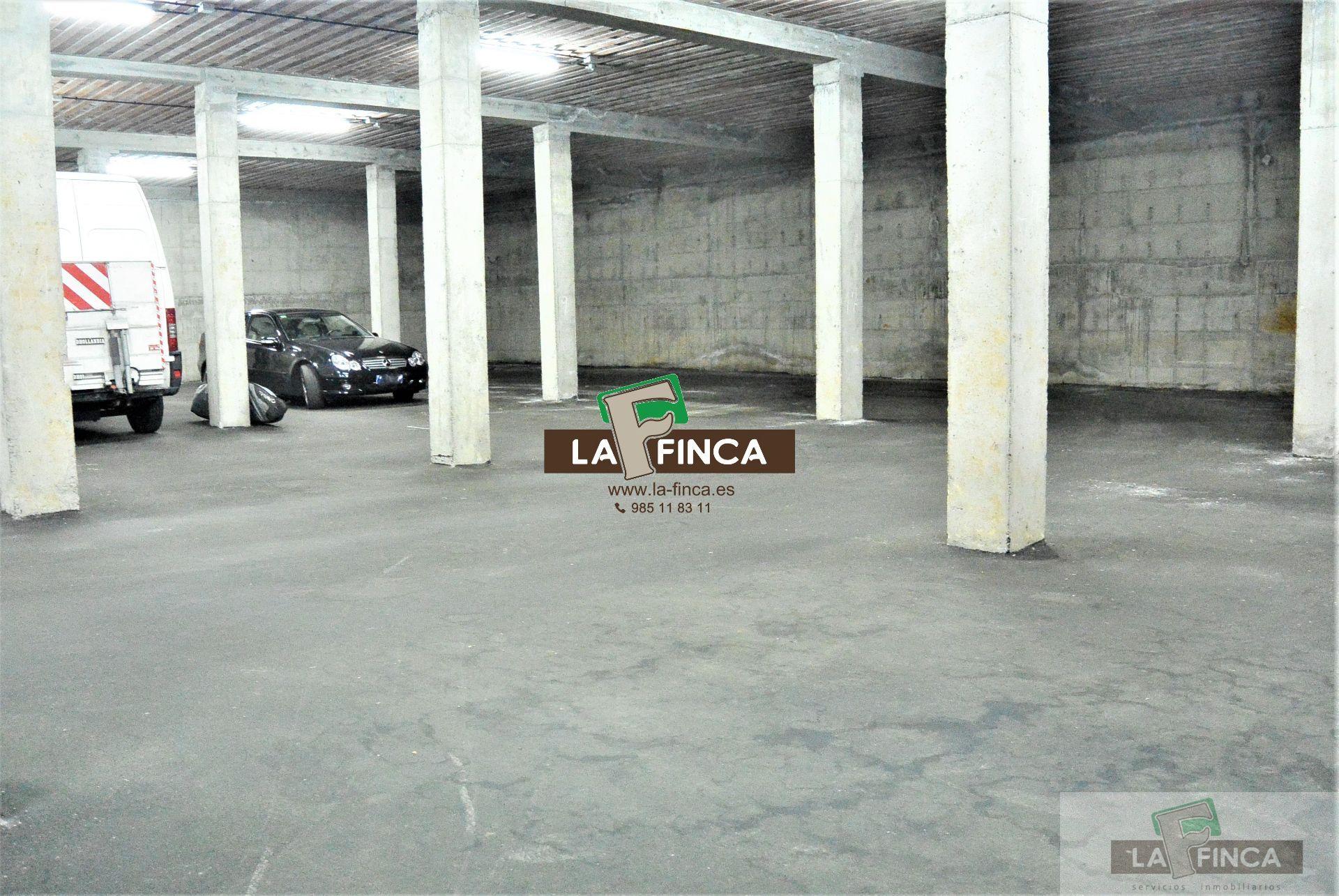 For rent of commercial in Oviedo
