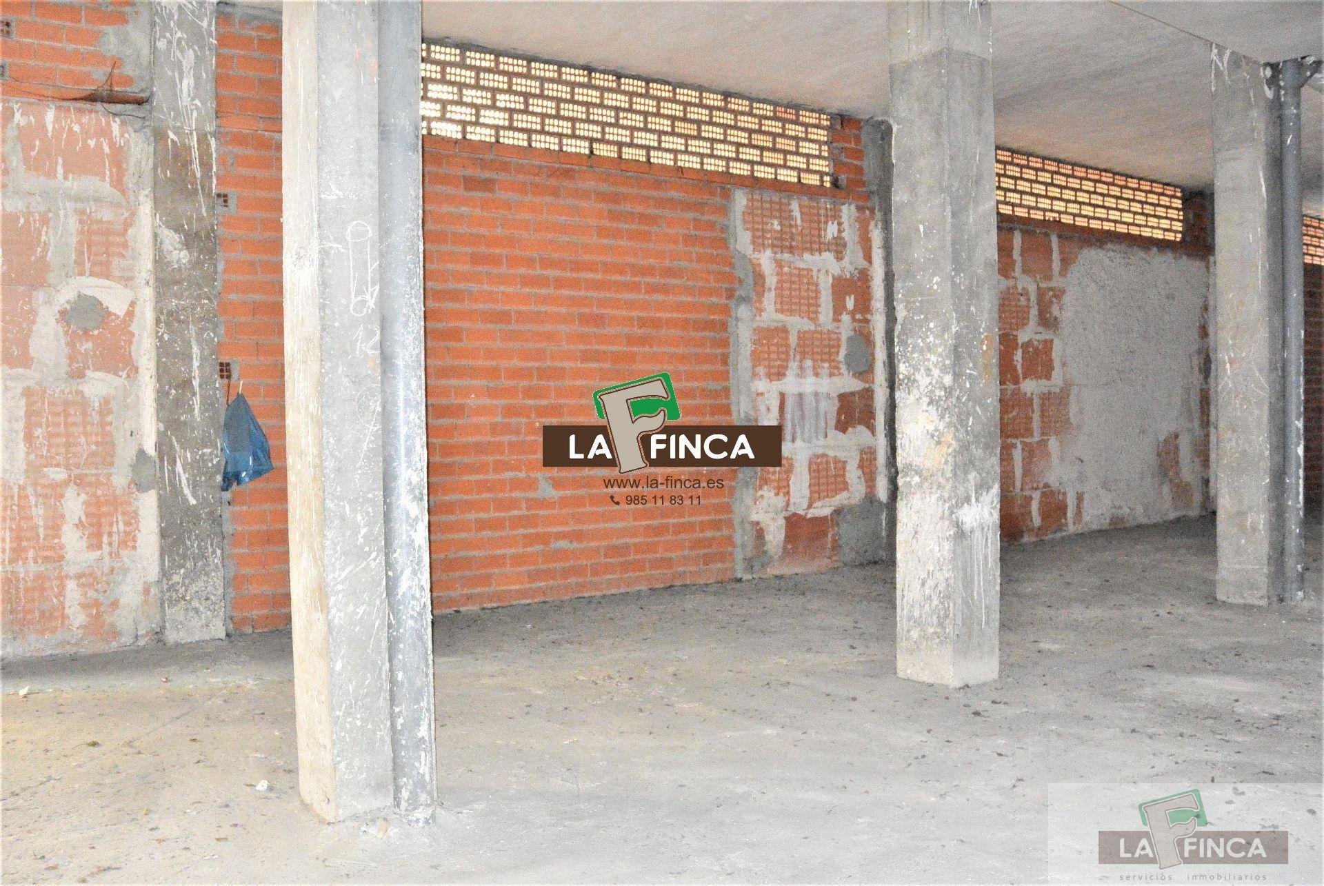 For rent of commercial in Oviedo