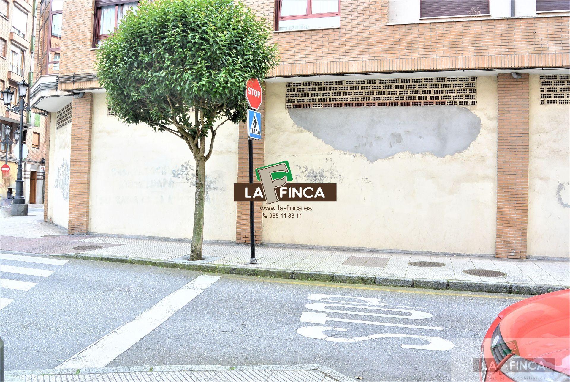 For rent of commercial in Oviedo