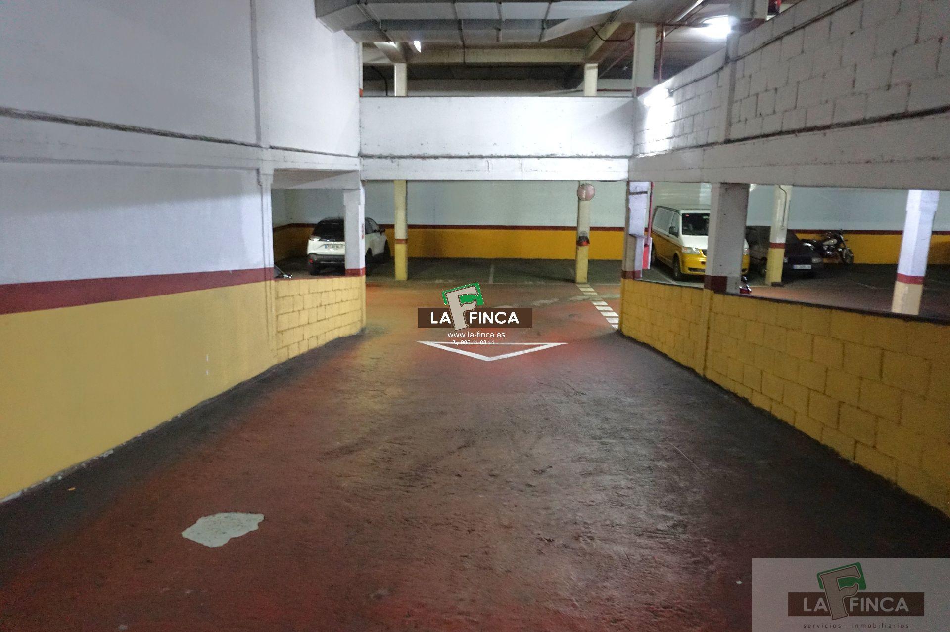 For sale of garage in Oviedo