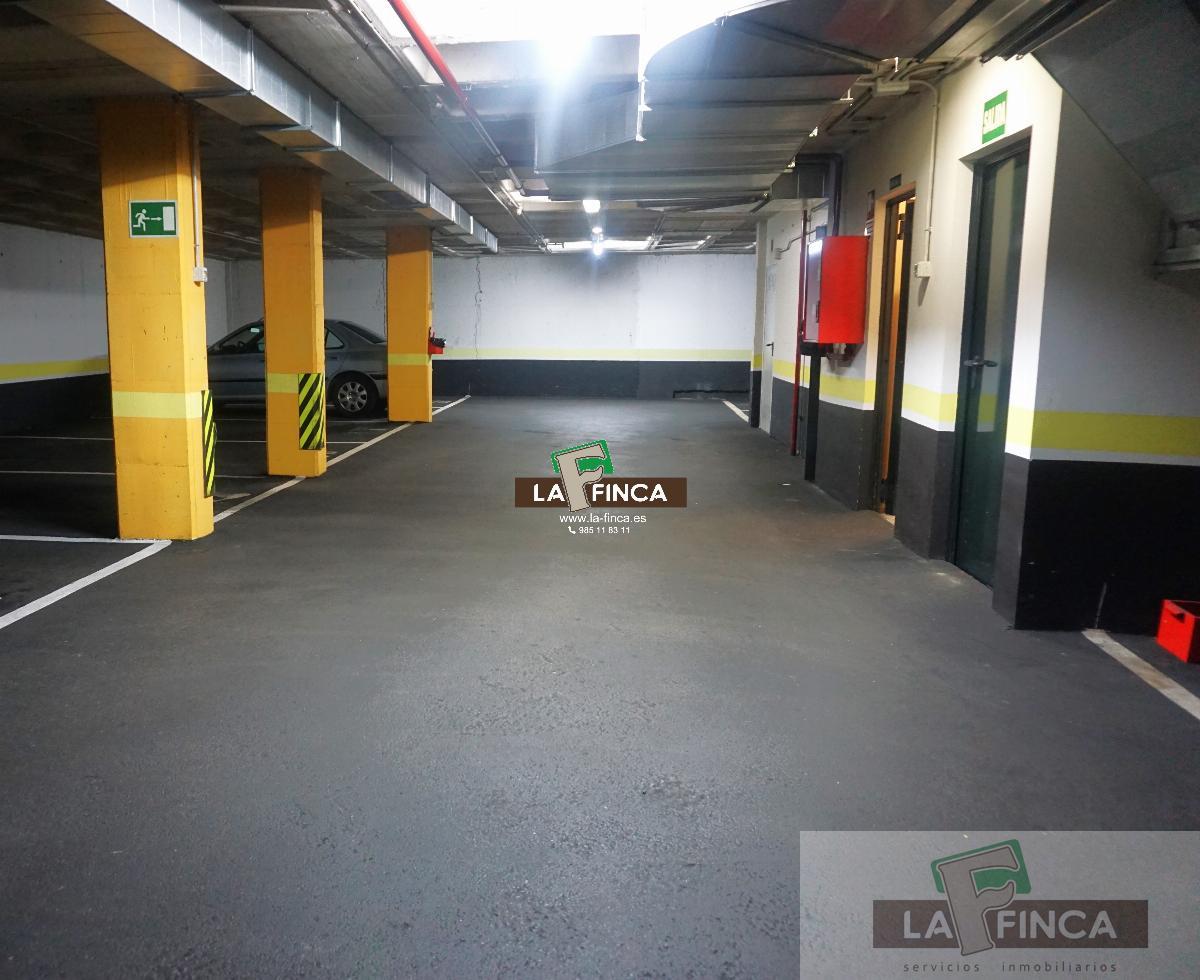 For rent of garage in Oviedo