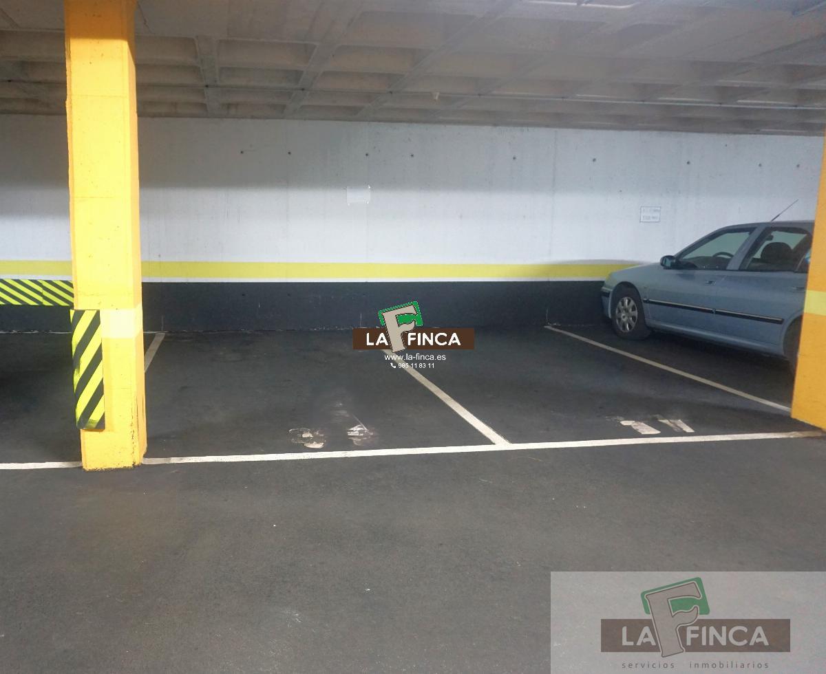 For rent of garage in Oviedo