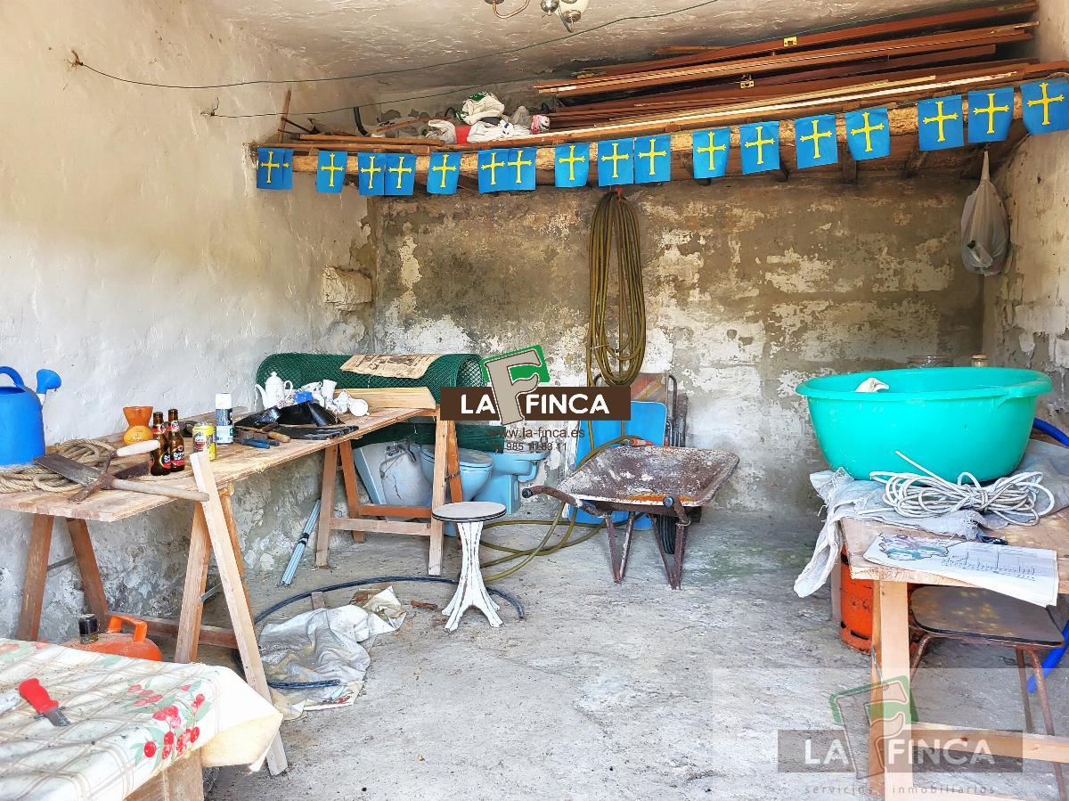 For sale of house in Teverga