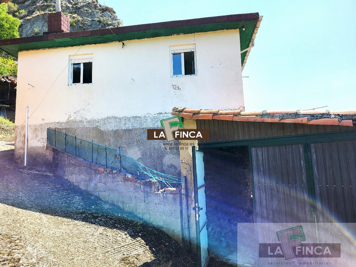 For sale of house in Teverga