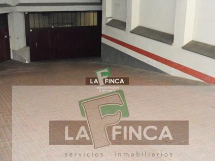 For rent of garage in Oviedo