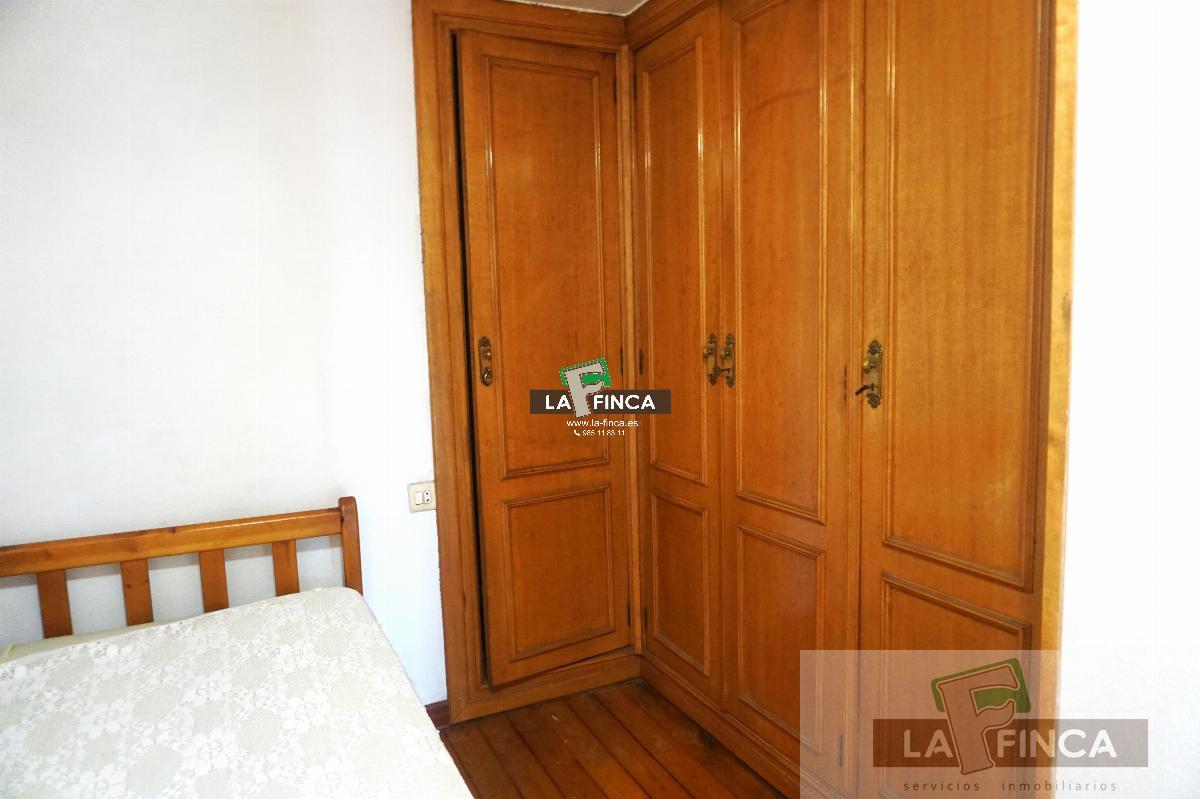 For sale of house in Oviedo