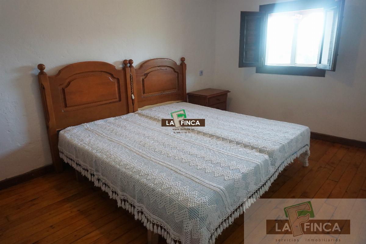 For sale of house in Oviedo