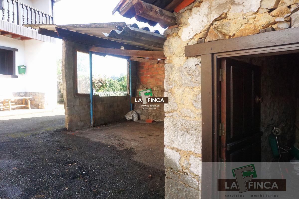 For sale of house in Oviedo