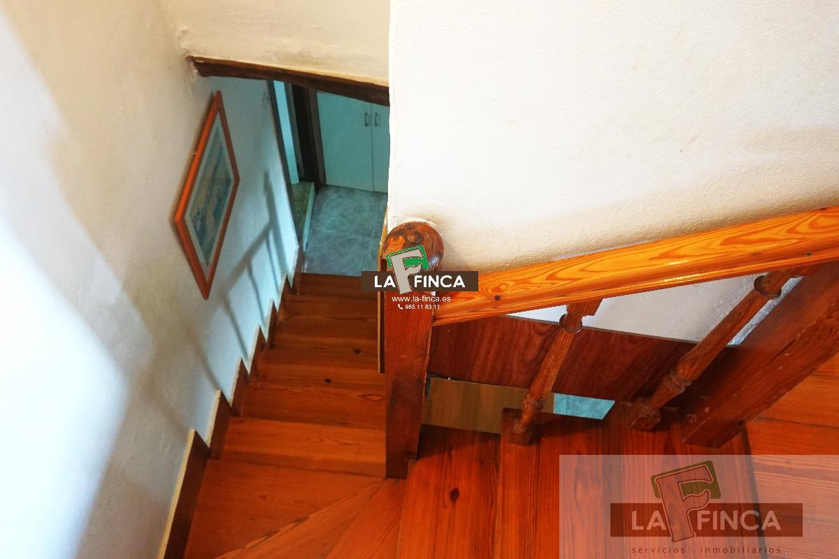 For sale of house in Oviedo