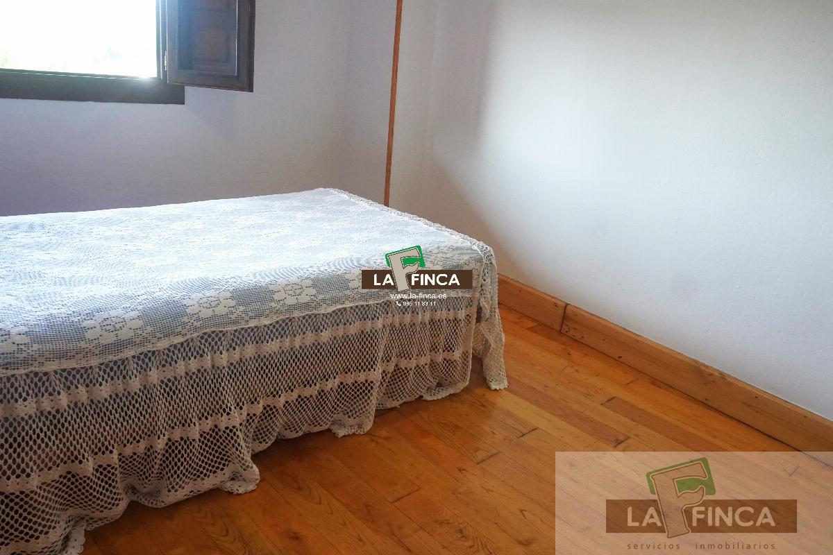For sale of house in Oviedo