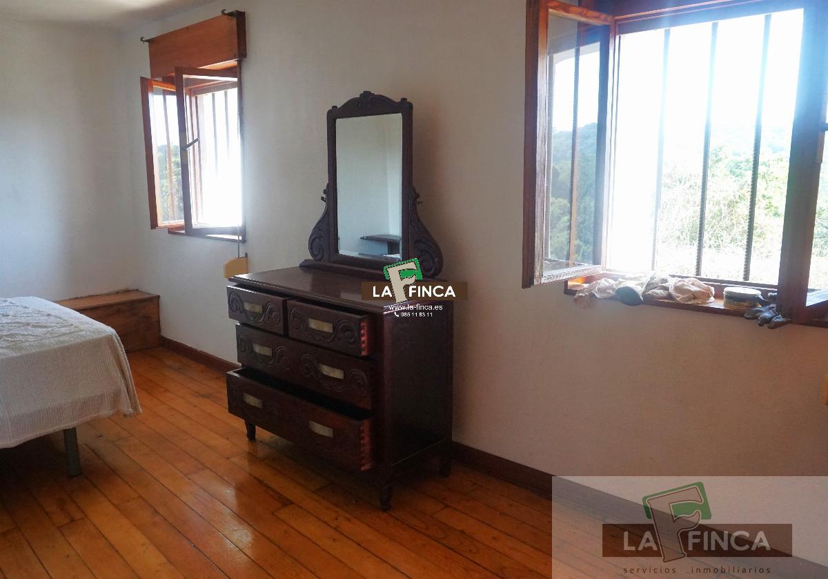 For sale of house in Oviedo