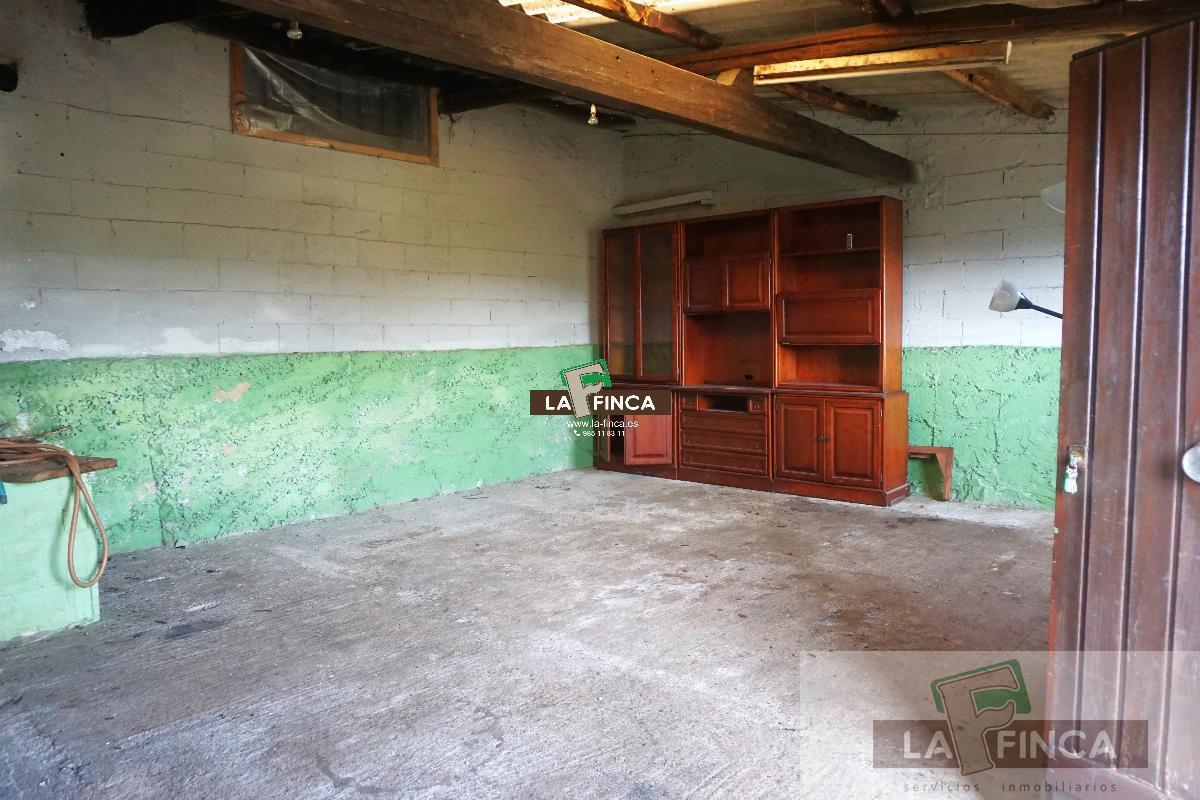 For sale of house in Oviedo