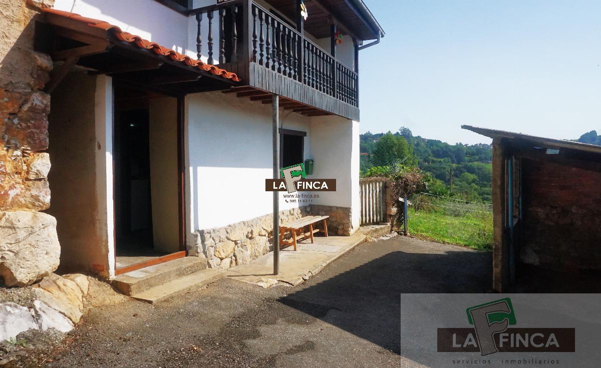 For sale of house in Oviedo