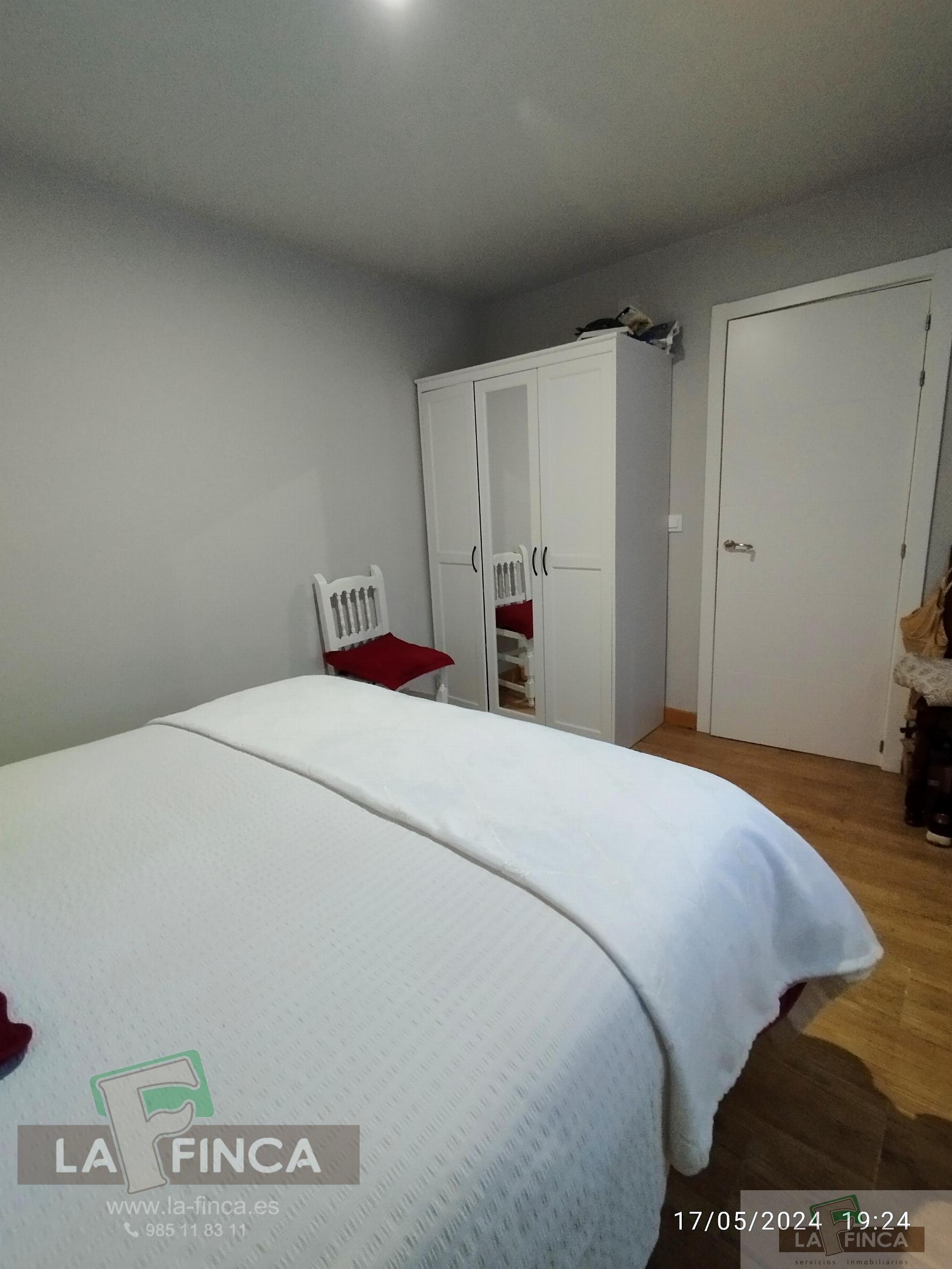 For sale of house in Garciaz