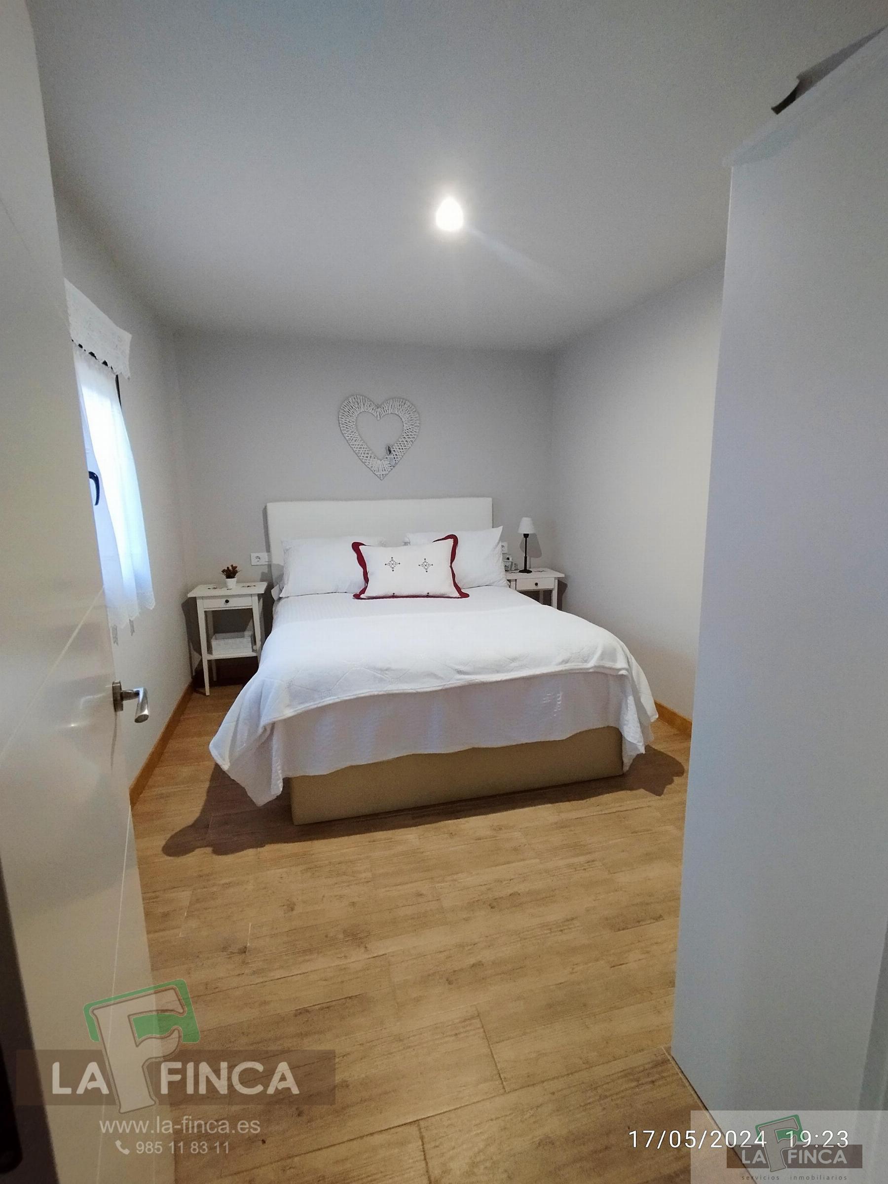 For sale of house in Garciaz