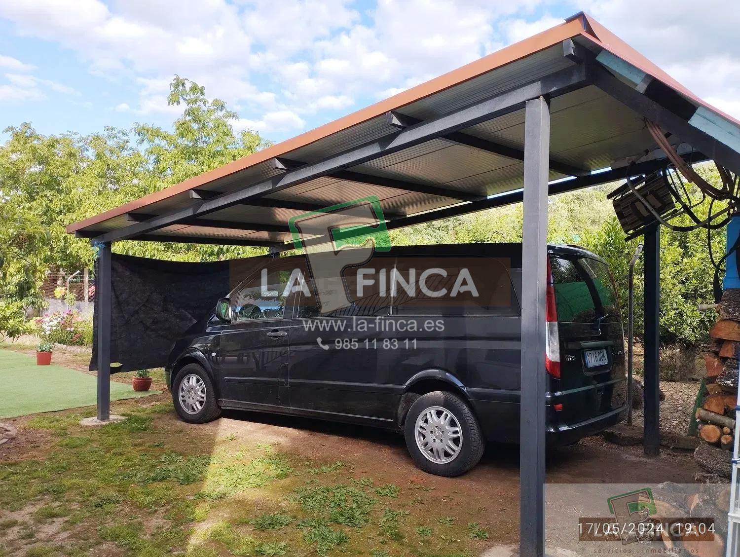 For sale of house in Garciaz