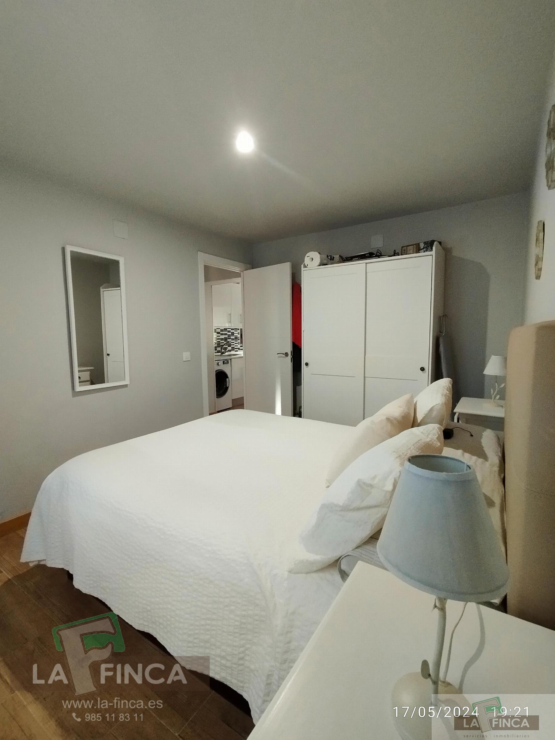 For sale of house in Garciaz