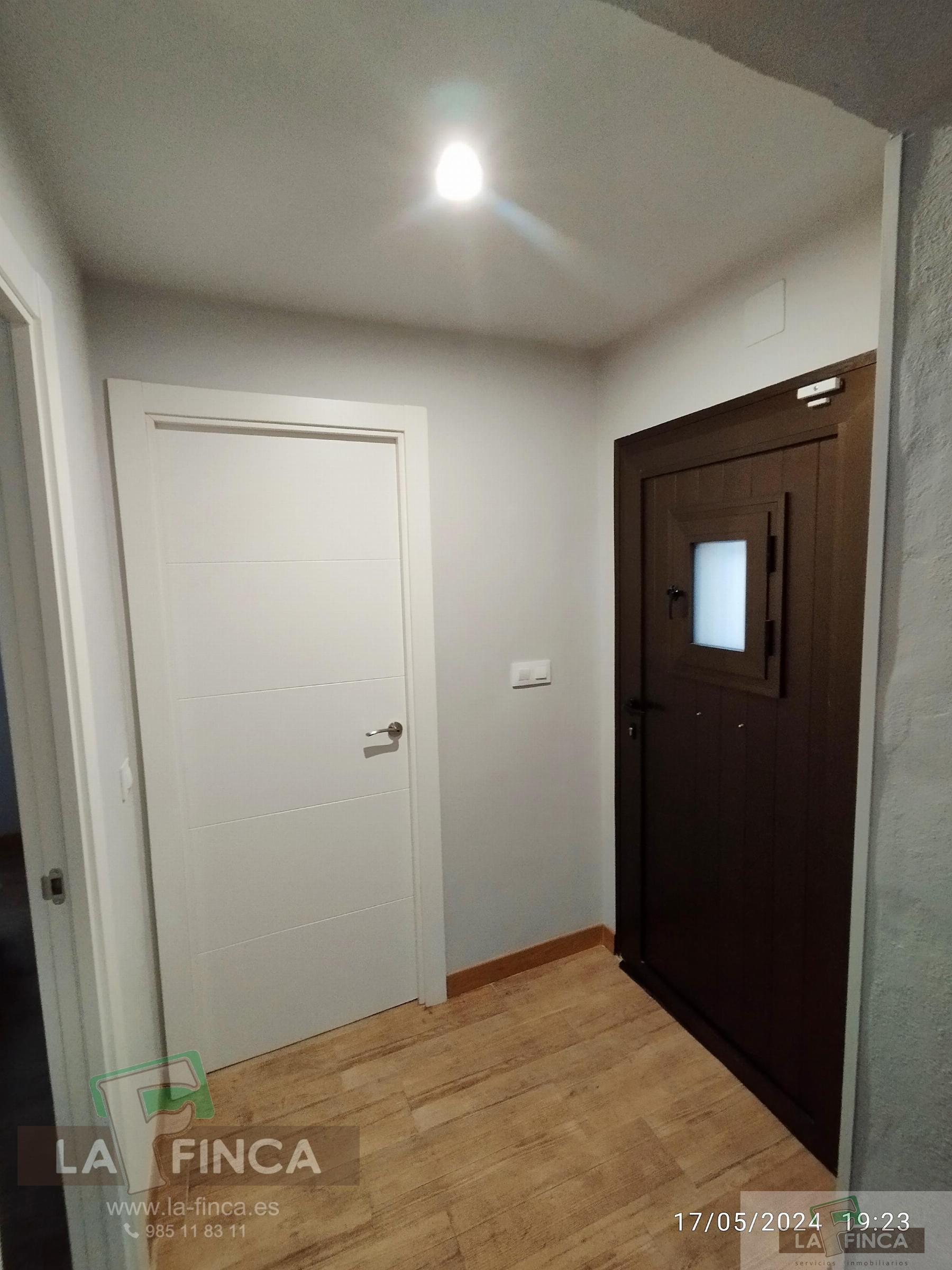 For sale of house in Garciaz