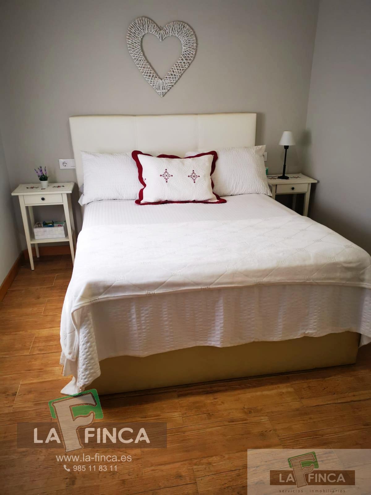 For sale of house in Garciaz