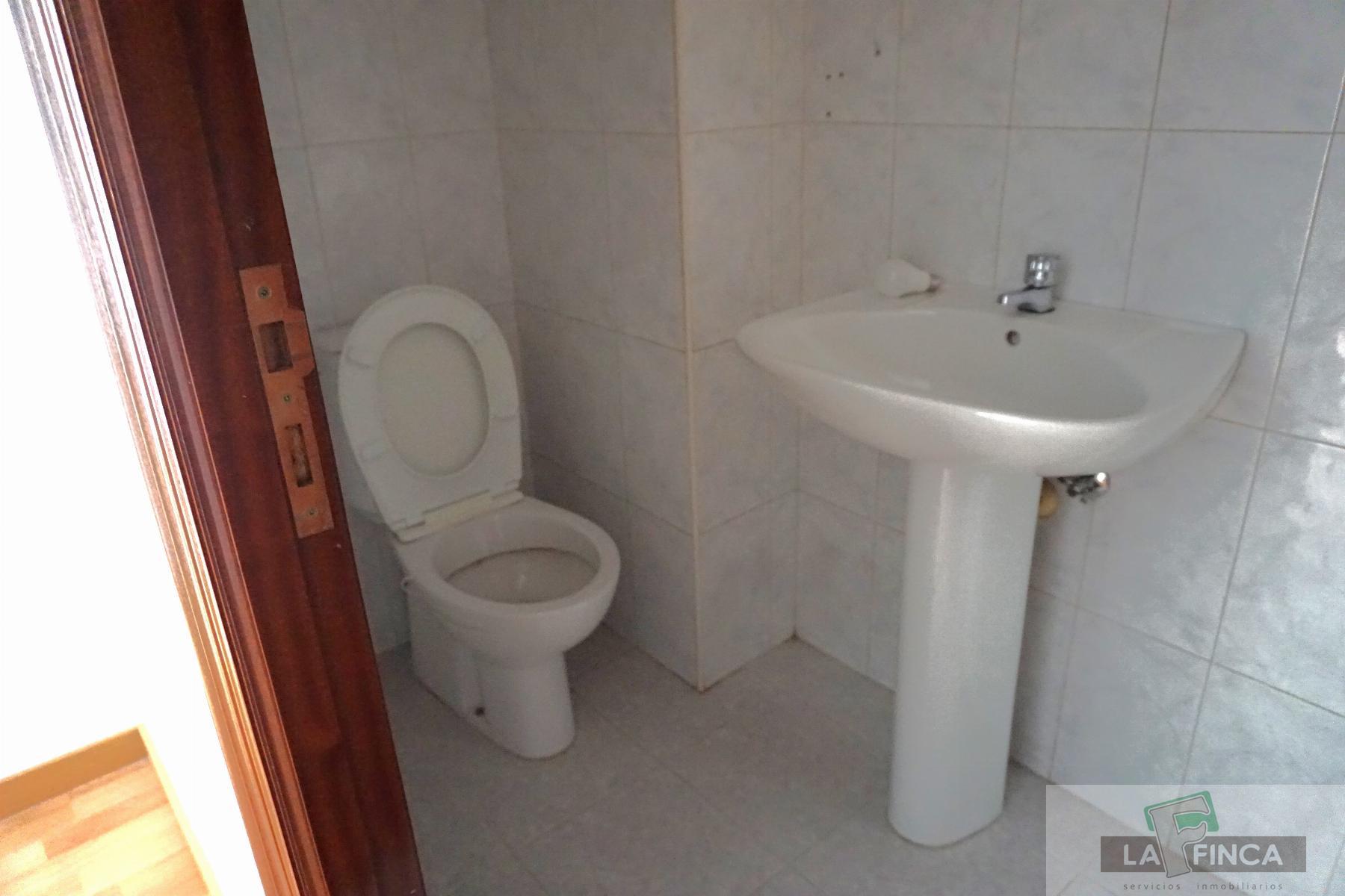 For sale of office in Oviedo