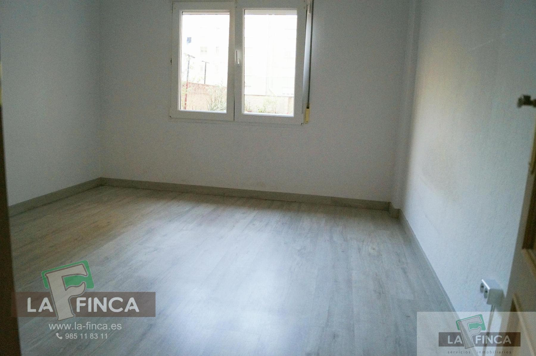 For sale of flat in Gijón