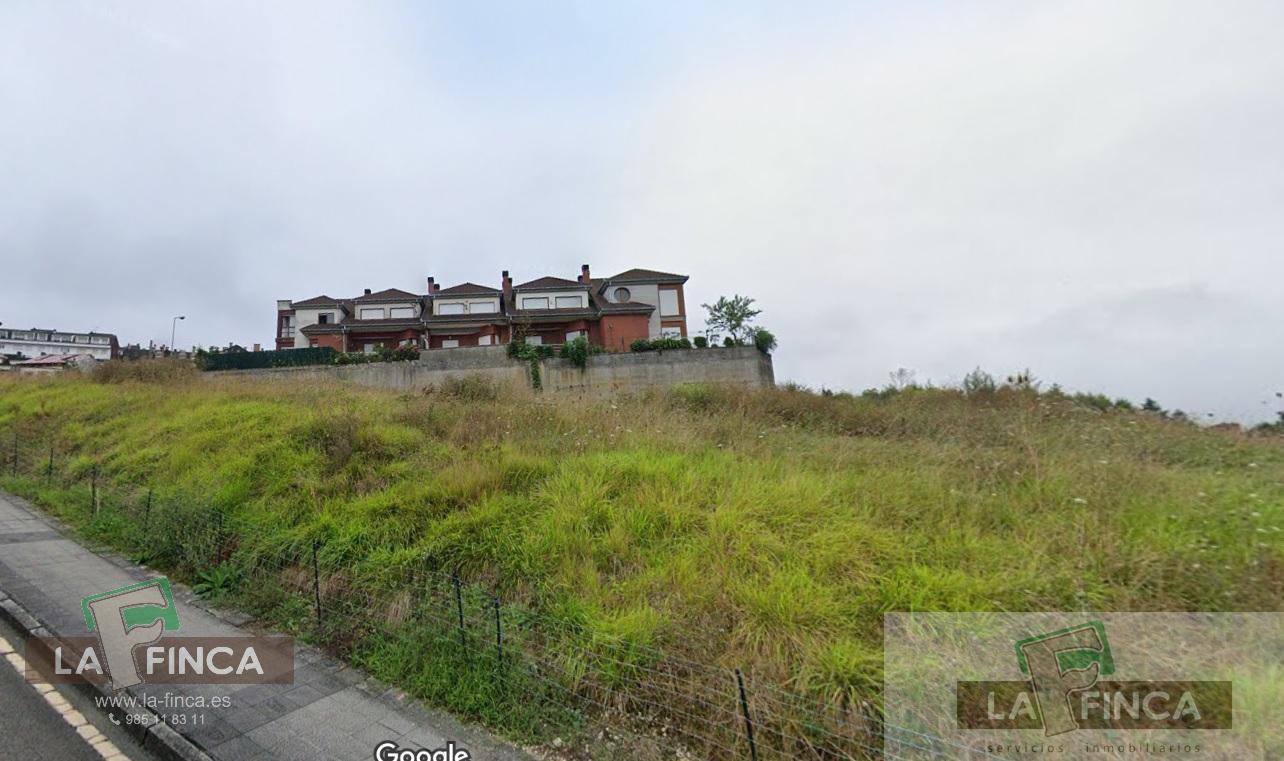 For sale of land in Oviedo